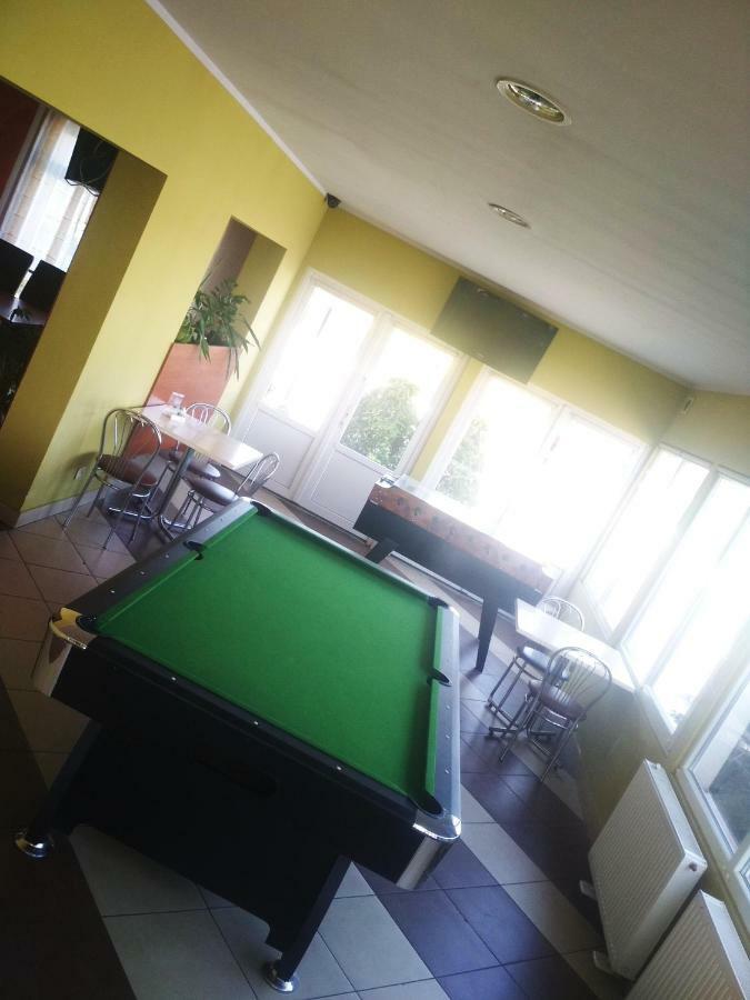 Sawik Dziekanowice Motel Lednogora Bagian luar foto