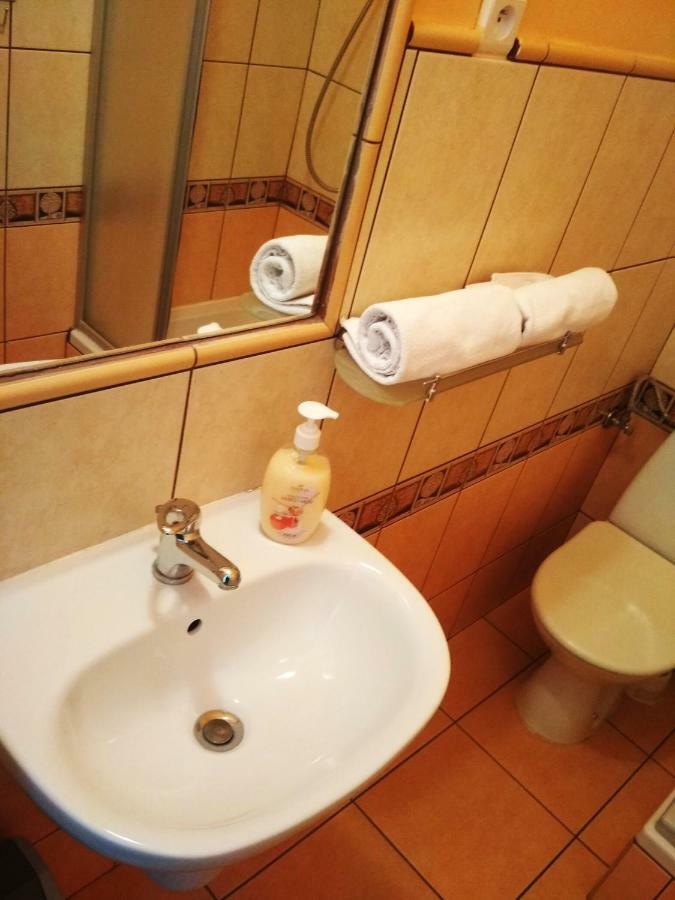 Sawik Dziekanowice Motel Lednogora Bagian luar foto