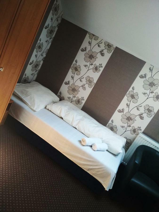 Sawik Dziekanowice Motel Lednogora Bagian luar foto